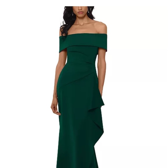 Xscape Mother of the Bride/ Mother of the groom dress - Picture 2 of 5